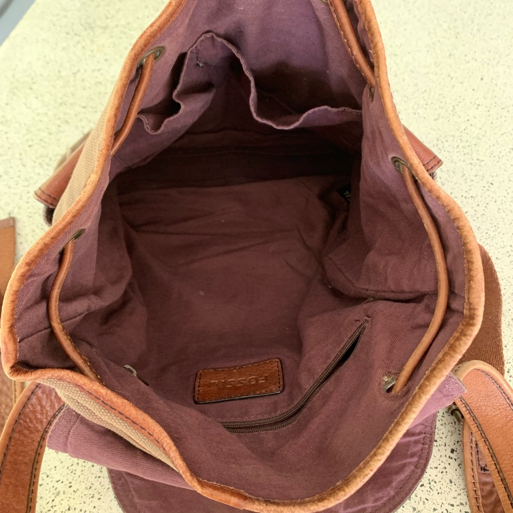 FOSSIL Vintage Drawstring Rucksack - Picture 14 of 16